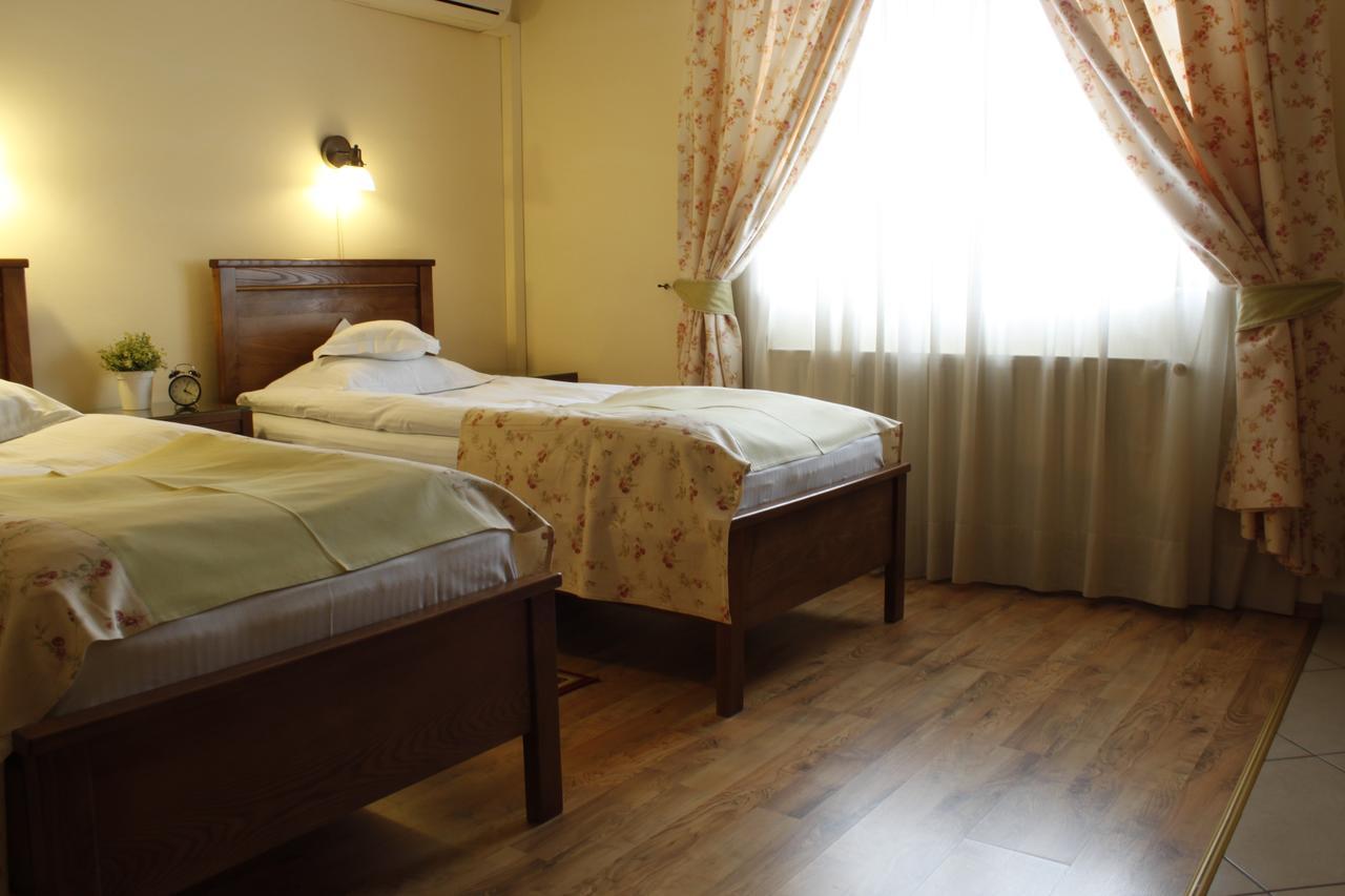 Toparceanu - Therme & Airport Otopeni