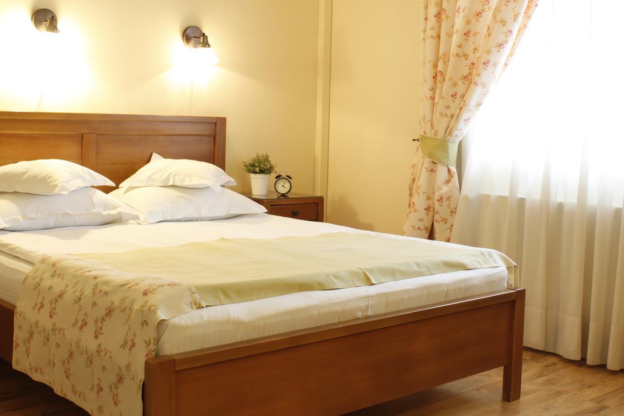 Gasthof Toparceanu - Therme & Airport